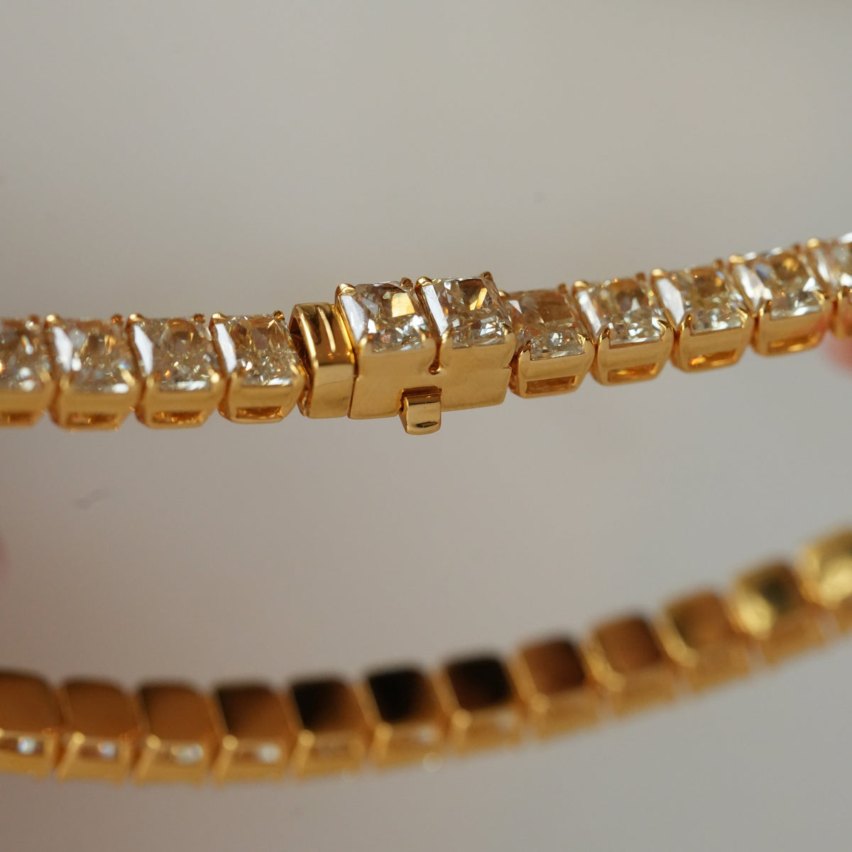 FANCY RADIANT TENNIS BRACELET 14.08 tcw