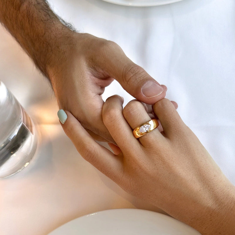 HUG ME RING