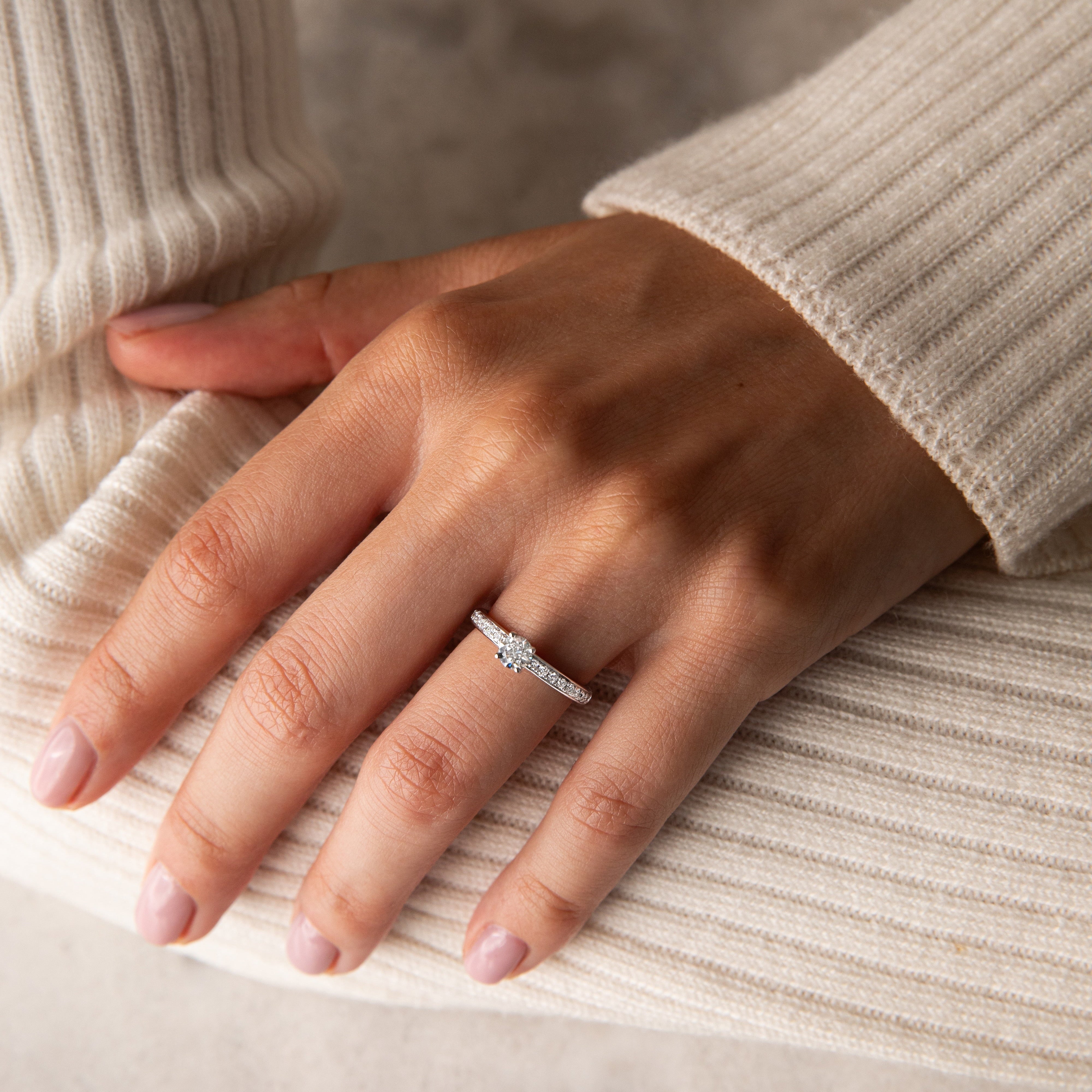 NOELIA white gold, size 49