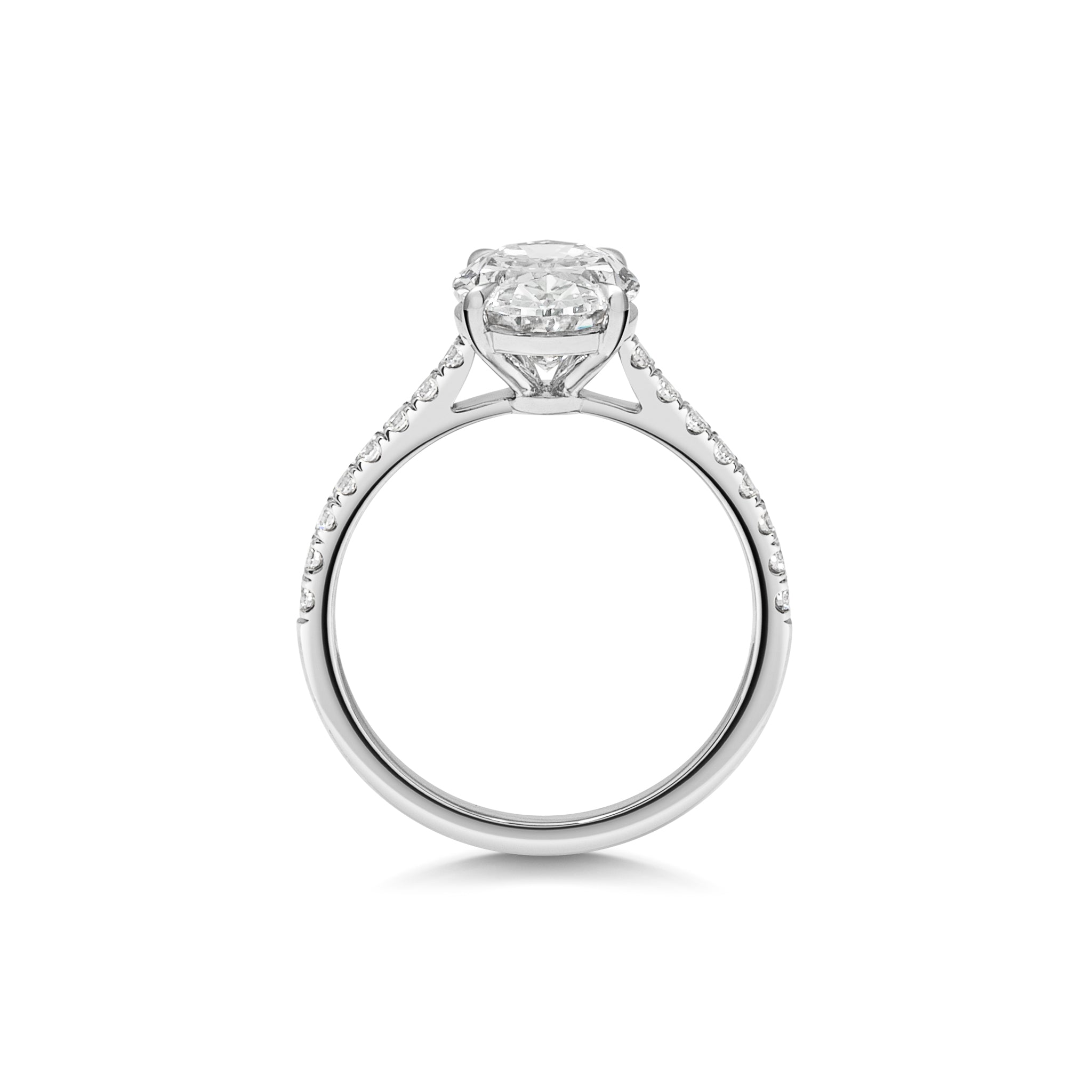 LYSANDER oval cut white gold