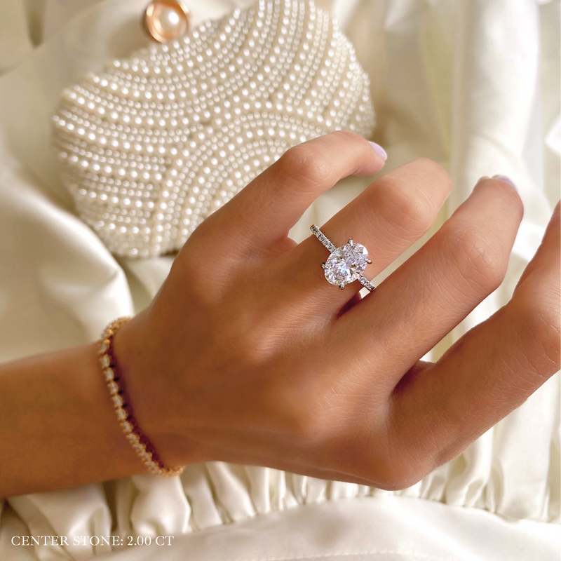 BELLA yellow gold