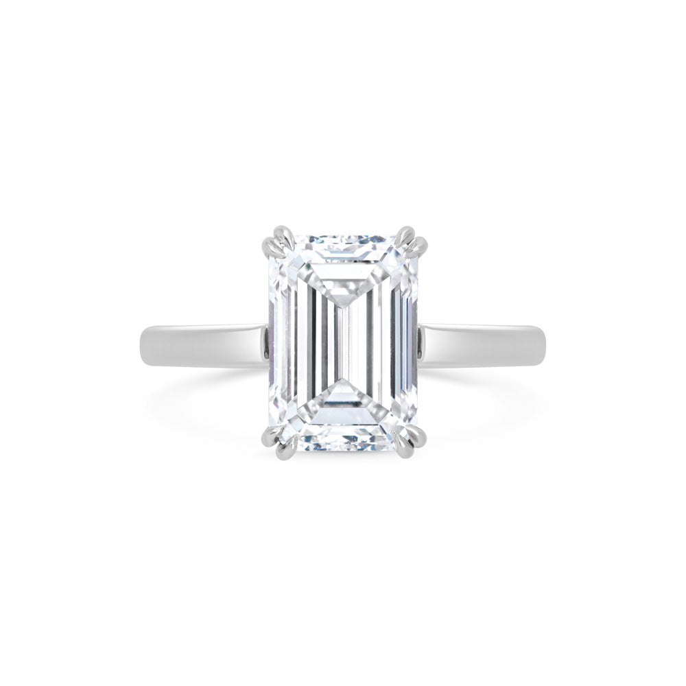 LEO'S PERFECT SOLITAIRE SETTING© emerald cut white gold