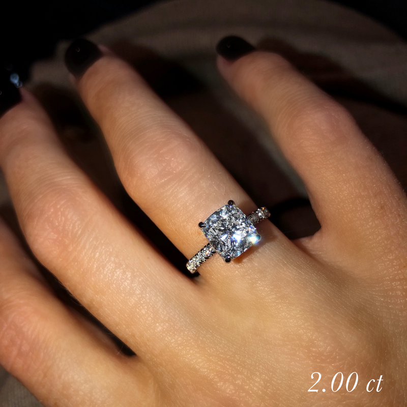 KAIA white gold